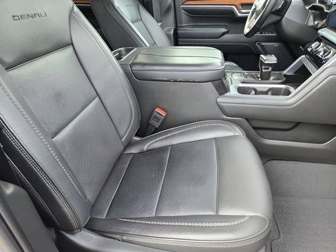 Used 2023 GMC Sierra 1500 Denali w/ Denali Reserve Package AWD/4WD image 13