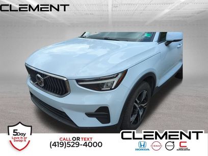 Used 2025 Volvo XC40 B5 Core