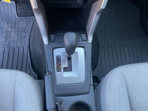 Used 2015 Subaru Forester 2.5i Premium image 22