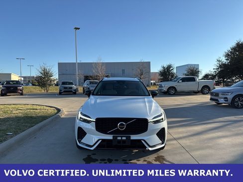 Used 2024 Volvo XC60 B5 Core w/ Protection Package Premier image 2