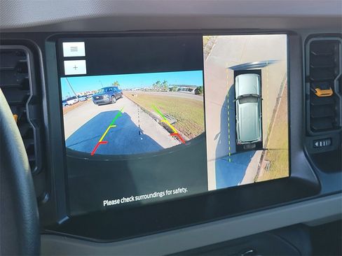 Used 2022 Ford Bronco Badlands w/ Sasquatch Package image 26