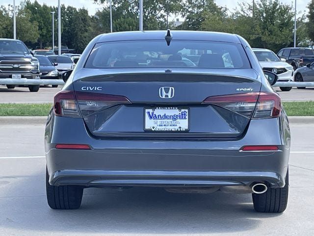 Used 2025 Honda Civic Sport image 5
