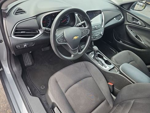 Used 2023 Chevrolet Malibu LS image 11