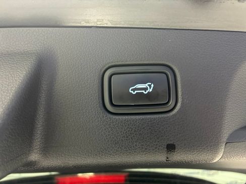 Used 2024 Hyundai Palisade SEL FWD image 33
