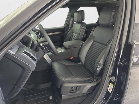 New 2025 Land Rover Discovery Dynamic SE AWD/4WD image 15