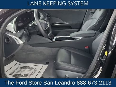 Used 2024 Lucid Air Touring image 9