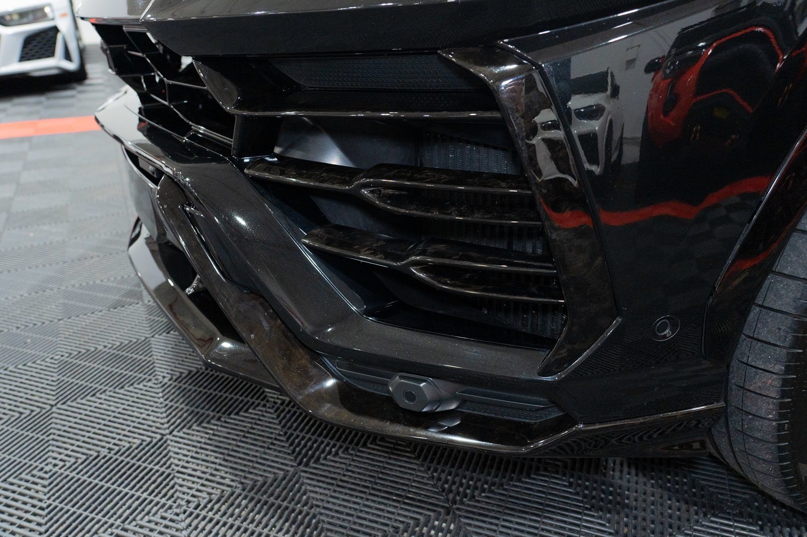 Used 2021 Lamborghini Urus AWD/4WD image 23