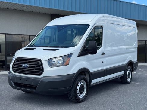 Used 2018 Ford Transit 250 130 Medium Roof image 2