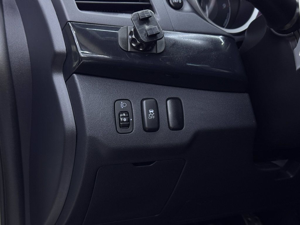 Used 2014 Mitsubishi Lancer Evolution MR AWD/4WD image 20