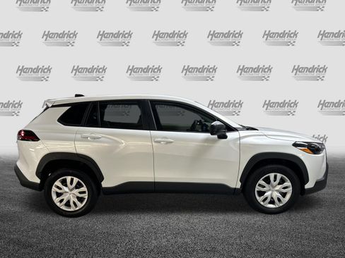 Used 2026 Toyota Corolla Cross L FWD image 11