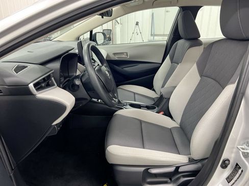 Used 2024 Toyota Corolla LE FWD image 20