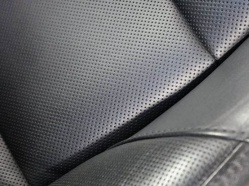 Used 2018 Porsche 911 Turbo image 46