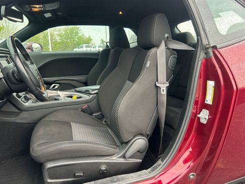 Certified 2022 Dodge Challenger R/T w/ Blacktop Package RWD image 6