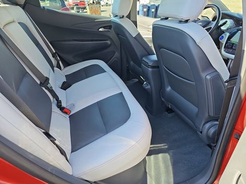 Used 2021 Chevrolet Bolt Premier w/ Infotainment Package image 11