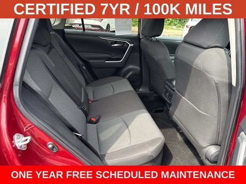 Used 2025 Toyota RAV4 XLE AWD/4WD image 11