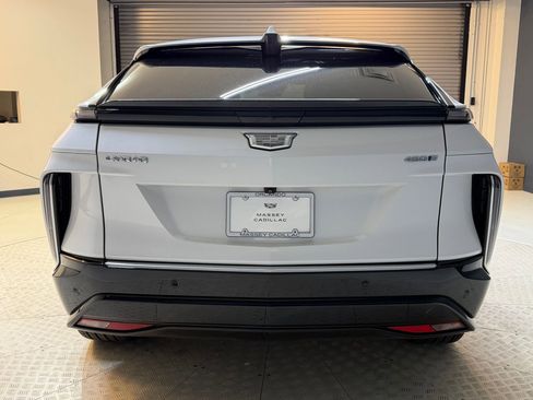 Certified 2024 Cadillac Lyriq Tech w/ Driver Assist Package RWD image 9
