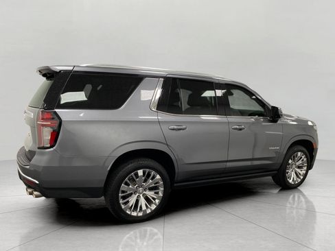 Used 2021 Chevrolet Tahoe High Country w/ Premium Package AWD/4WD image 2