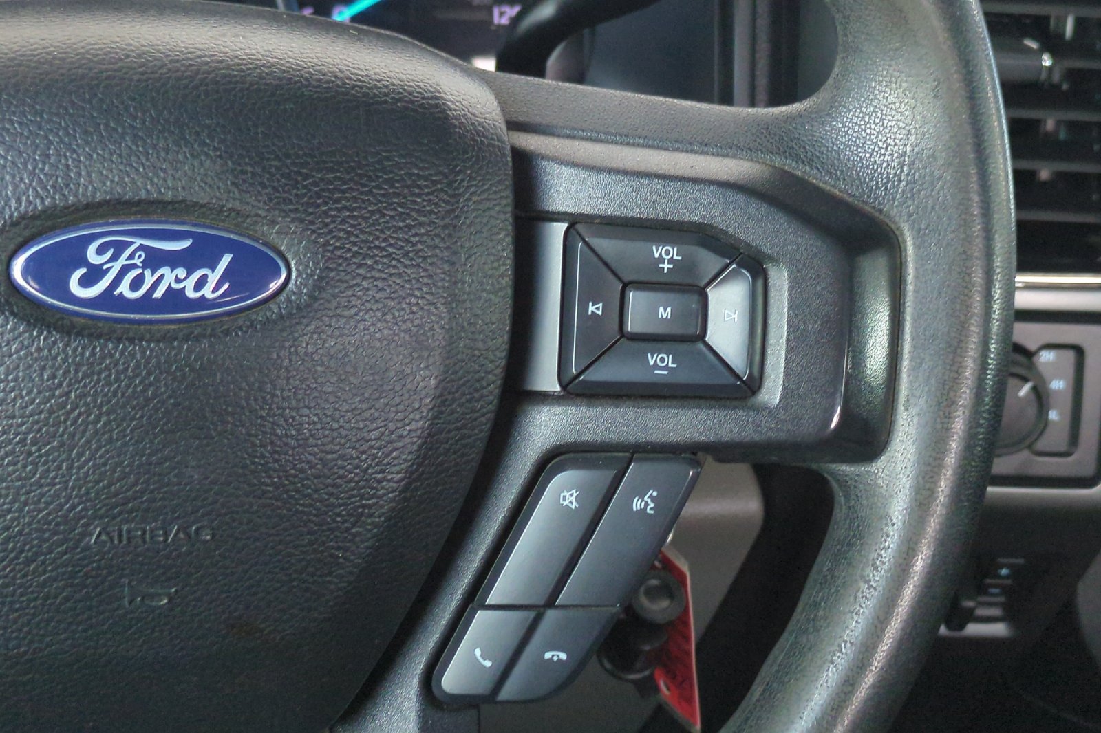 Used 2020 Ford F250 XLT w/ XLT Value Package AWD/4WD image 36
