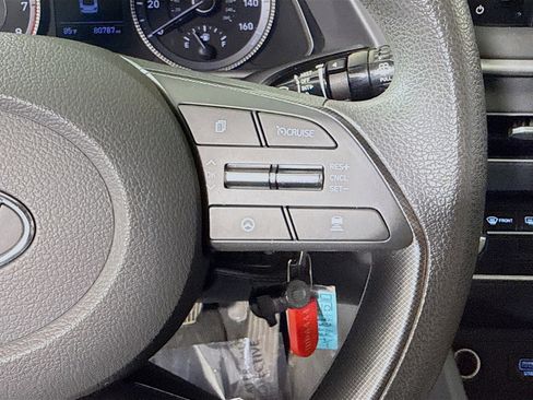 Used 2021 Hyundai Sonata SE image 15