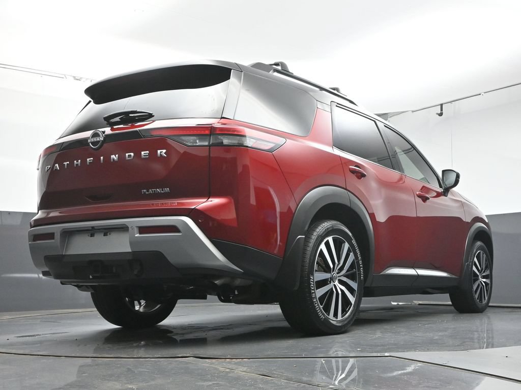 Used 2024 Nissan Pathfinder Platinum FWD image 42