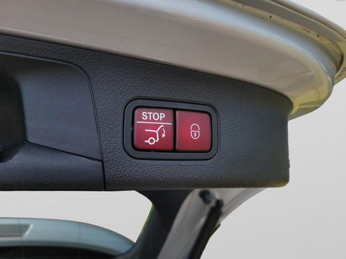 Certified 2023 Mercedes-Benz GLA 250 image 9