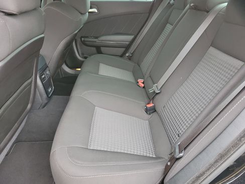 Used 2023 Dodge Charger R/T w/ Blacktop Package image 17