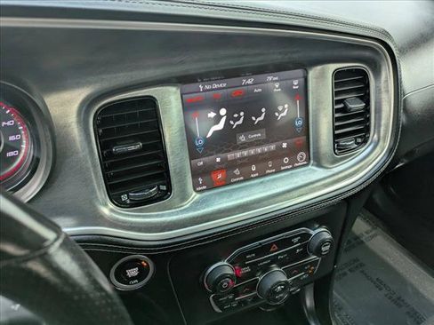 Used 2020 Dodge Charger Scat Pack w/ Daytona Edition Group RWD image 11