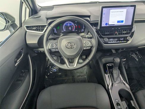 Certified 2025 Toyota Corolla SE w/ SE Premium Package AWD/4WD image 38