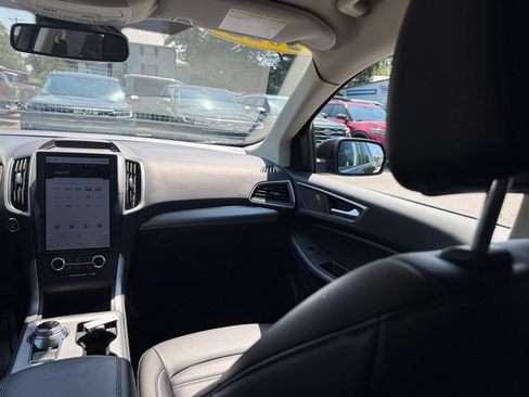 Used 2022 Ford Edge SEL w/ Convenience Package AWD/4WD image 28
