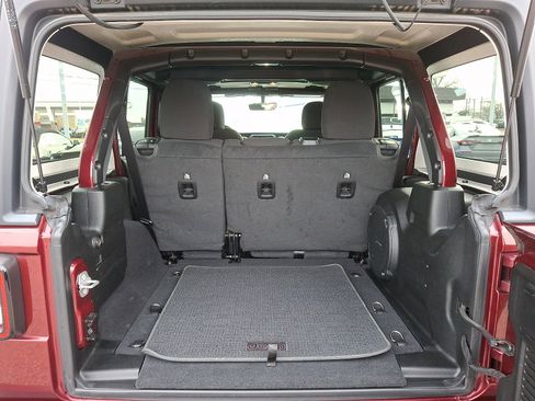 Used 2021 Jeep Wrangler Unlimited Sport image 30