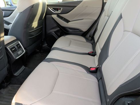 Used 2020 Subaru Forester Limited image 35