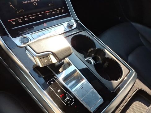 Used 2023 Audi Q7 3.0T Prestige image 26