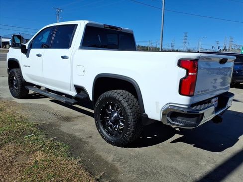 Used 2024 Chevrolet Silverado 2500 LTZ w/ LTZ Convenience Package image 5