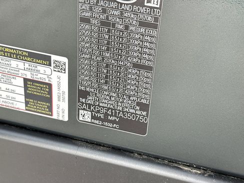 New 2026 Land Rover Range Rover SE image 31