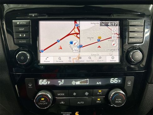 Used 2020 Nissan Rogue SL w/ Premium Package image 16