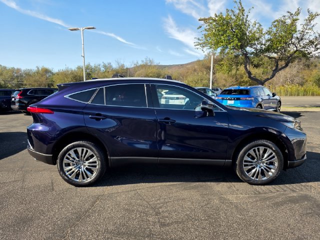 Used 2024 Toyota Venza XLE AWD/4WD image 14