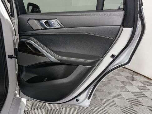 Certified 2024 BMW X6 xDrive40i w/ Premium Package image 43