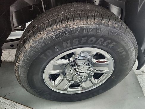 New 2025 RAM 2500 Tradesman image 34