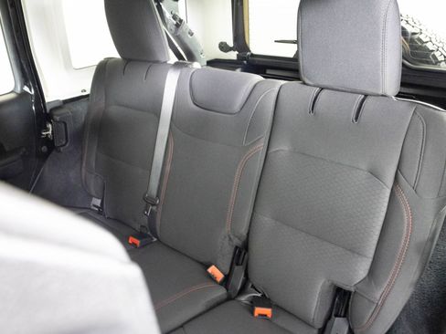 Used 2023 Jeep Wrangler Rubicon w/ Cold Weather Group image 34