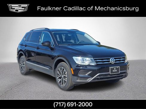 Used 2021 Volkswagen Tiguan SE w/ Panoramic Sunroof Package AWD/4WD image 2