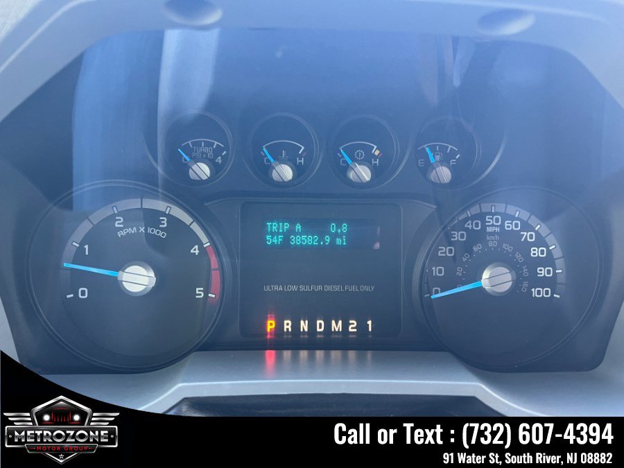Used 2011 Ford F550 4x4 Regular Cab Super Duty w/ Payload Upgrade Pkg image 28