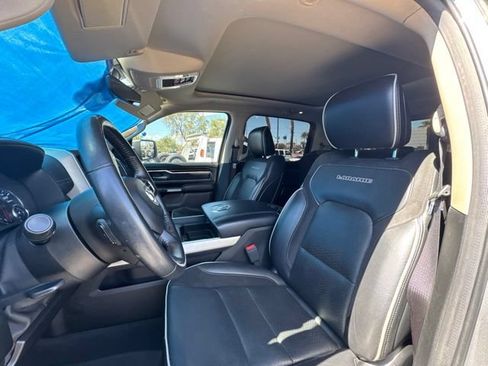 Used 2021 RAM 1500 Laramie AWD/4WD image 4