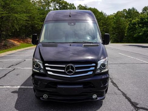Used 2016 Mercedes-Benz Sprinter 2500 image 14
