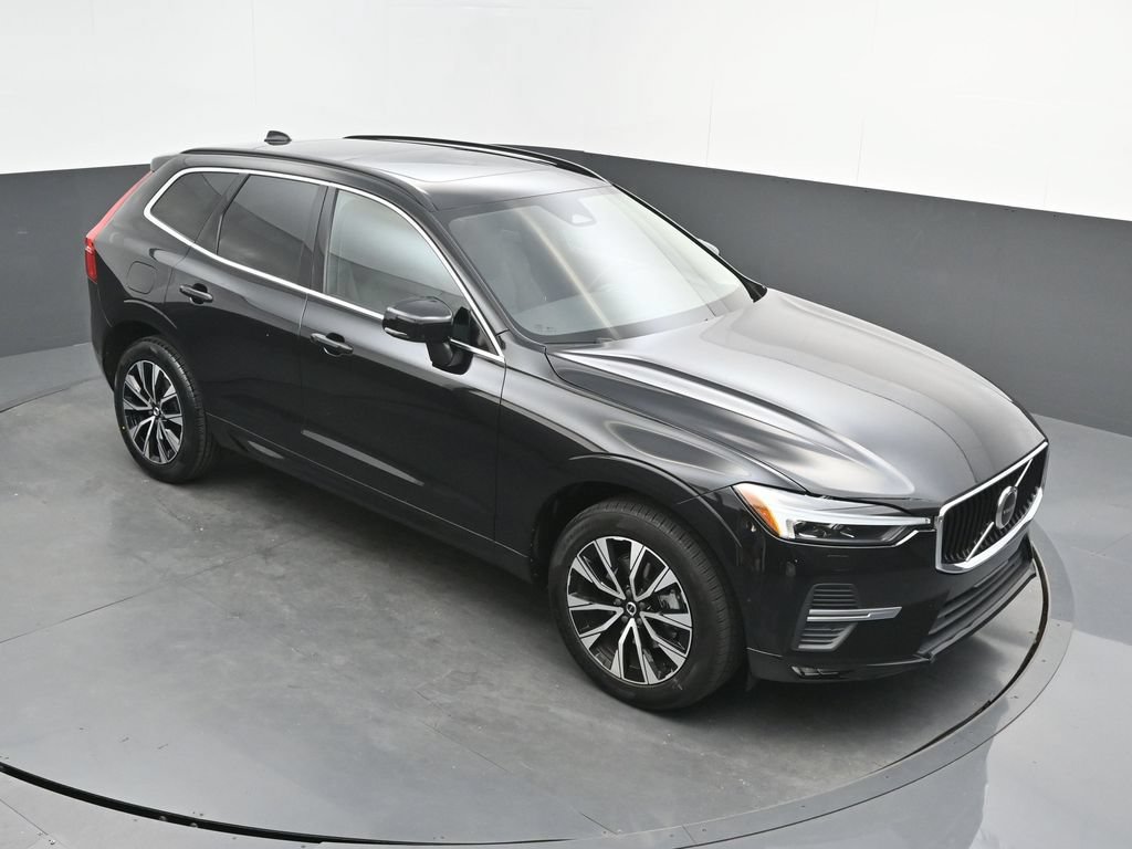 Used 2023 Volvo XC60 B5 Core w/ Climate Package FWD image 28