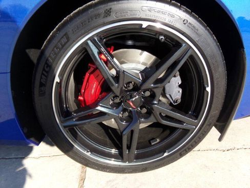 Used 2020 Chevrolet Corvette 3LT Z51 Coupe w/ 3LT Preferred Equipment Group image 11