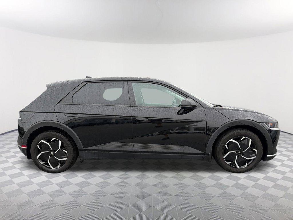 Used 2024 Hyundai Ioniq 5 SEL RWD image 4