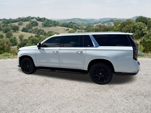 Used 2021 Cadillac Escalade ESV Premium Luxury AWD/4WD image 6