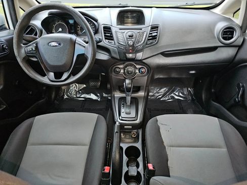 Used 2015 Ford Fiesta S image 5