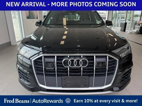 Used 2023 Audi Q7 3.0T Premium w/ Convenience Package AWD/4WD image 2