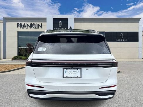 New 2026 Lincoln Nautilus Reserve AWD/4WD image 6